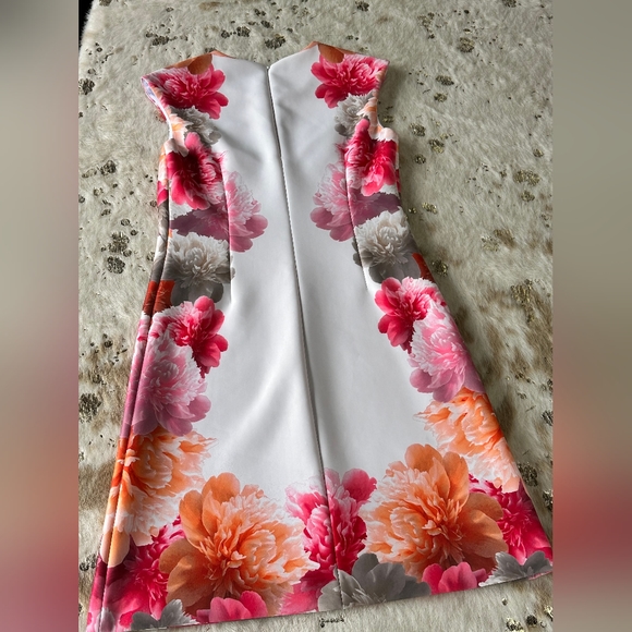 Calvin Klein Floral Dress - Picture 4 of 4